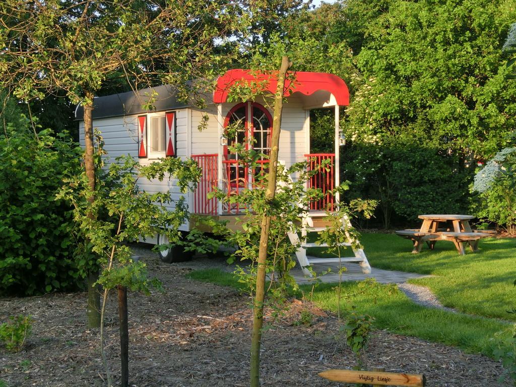 Pipowagen Camping Puur Genieten Bed and Breakfast Someren Habitación foto